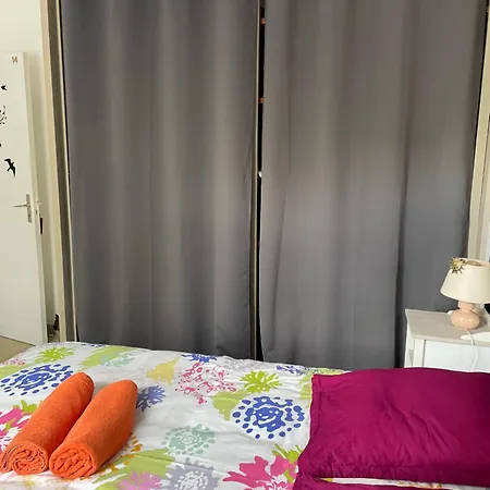 Au Calme Dans Le Marais Avec Piscine 게스트하우스